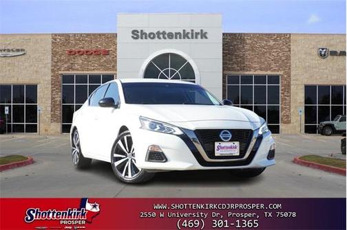 2020 Nissan Altima SR FWD