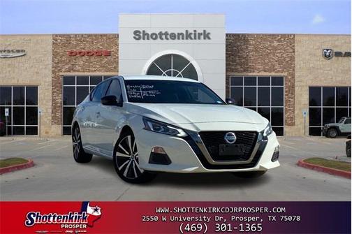 2020 Nissan Altima SR FWD