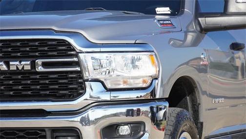 2023 RAM 3500 Big Horn Crew Cab 4x4 8' Box