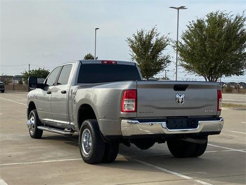 2023 RAM 3500 Big Horn Crew Cab 4x4 8' Box