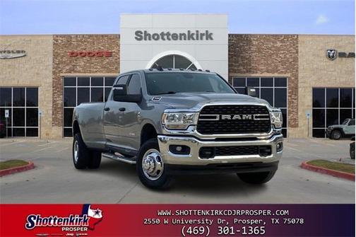 2023 RAM 3500 Big Horn Crew Cab 4x4 8' Box