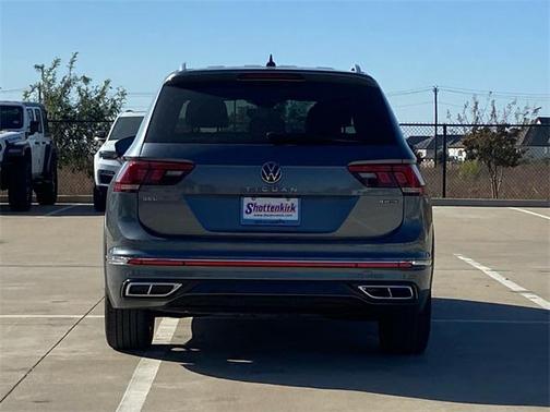 2022 Volkswagen Tiguan 2.0T SEL R-Line 4MOTION