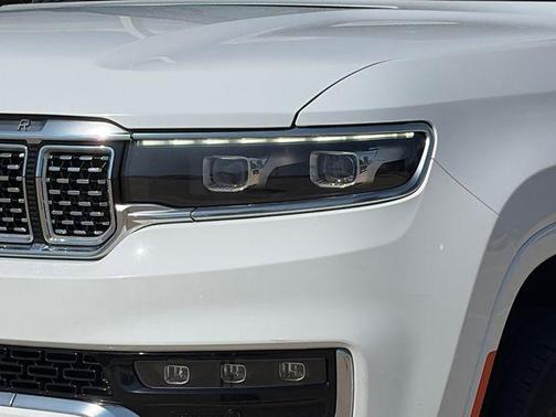 Bright White Clearcoat 2023 Jeep Grand Wagoneer Base