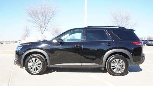 2024 Nissan Pathfinder SV FWD