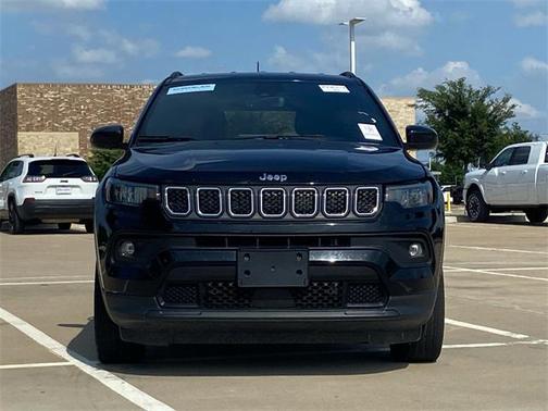 2023 Jeep Compass Latitude Lux