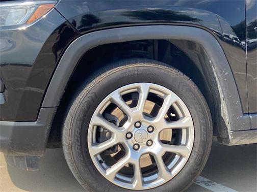 2023 Jeep Compass Latitude Lux