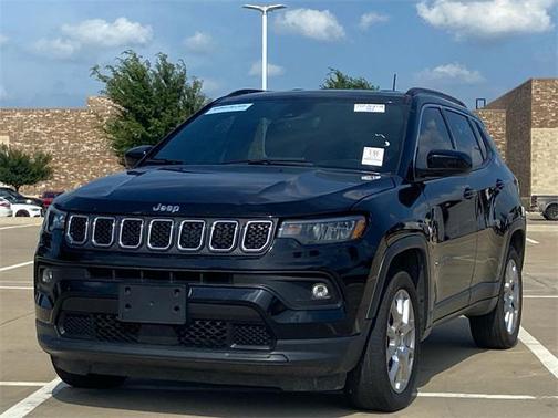 2023 Jeep Compass Latitude Lux