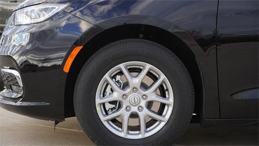 2026 Chrysler Pacifica L