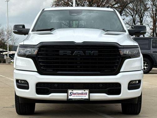 Bright White Clearcoat 2026 RAM 1500 Laramie