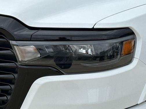 Bright White Clearcoat 2026 RAM 1500 Laramie