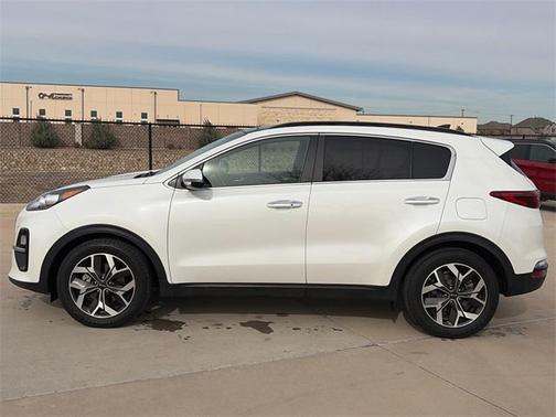 2020 Kia Sportage EX