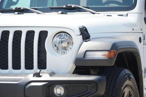 2023 Jeep Gladiator Sport S
