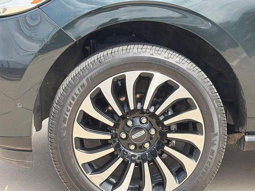 2023 Lincoln Navigator Black Label