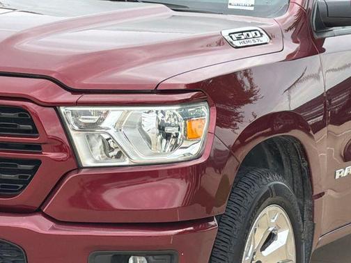Delmonico Red Pearlcoat 2022 RAM 1500 Big Horn/Lone Star