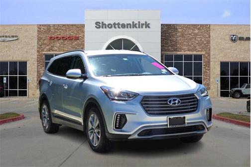 2017 Hyundai SANTA FE SE