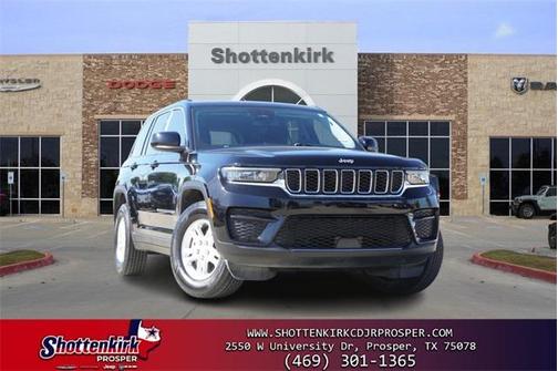 2023 Jeep Grand Cherokee Laredo
