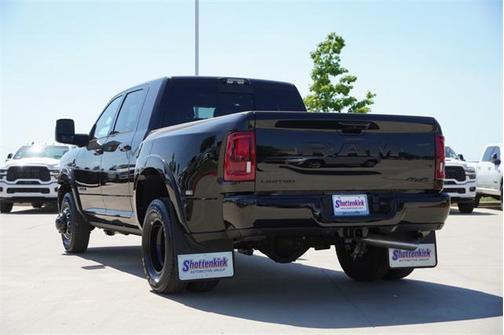 2025 RAM 3500 Limited Mega Cab 4x4 6'4' Box