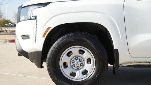 2024 Nissan Frontier S