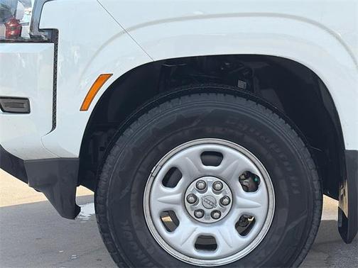 2024 Nissan Frontier S