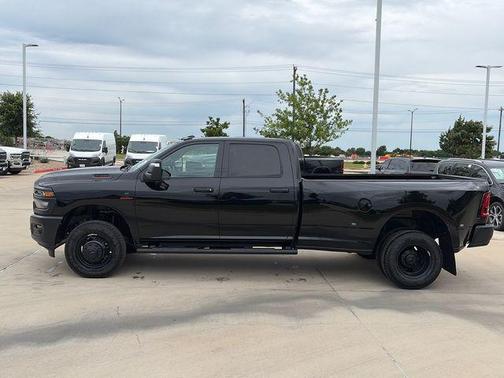 Diamond 2026 RAM 3500 Tradesman Crew Cab 4x4 8' Box