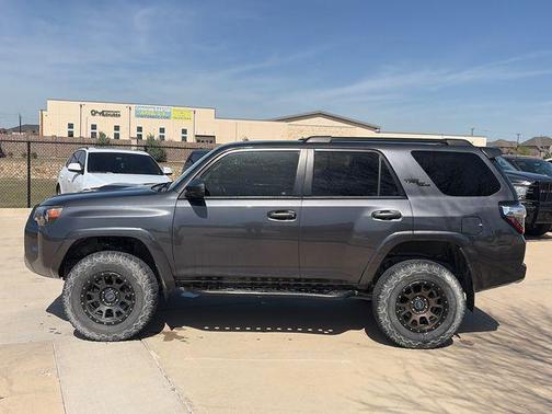 2021 Toyota 4Runner TRD Off Road