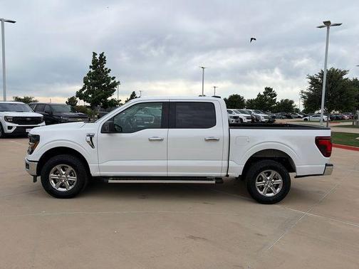 Oxford White 2025 Ford F-150 XLT