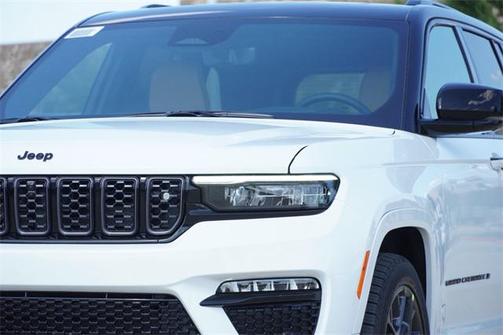 2025 Jeep Grand Cherokee Summit