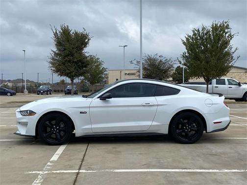 2023 Ford Mustang GT Premium