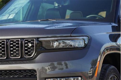 2025 Jeep Grand Cherokee L Summit Reserve