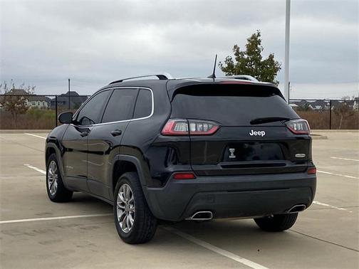 2021 Jeep Cherokee Latitude Lux