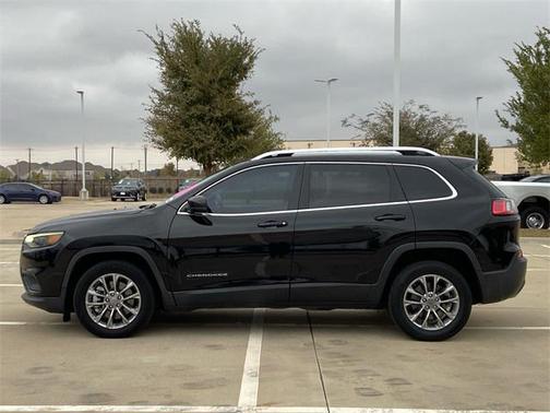 2021 Jeep Cherokee Latitude Lux