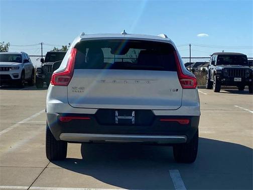2021 Volvo XC40 T5 Inscription