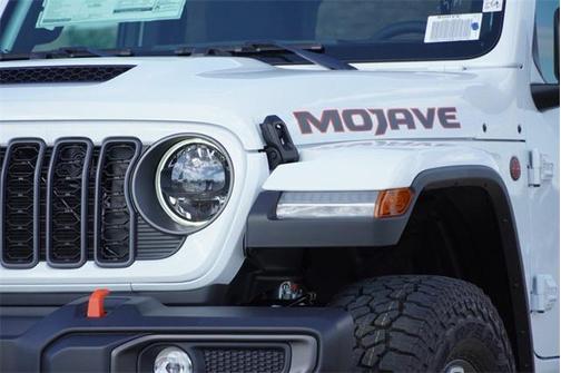 2025 Jeep Gladiator Mojave