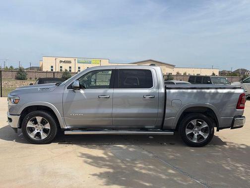 Billet Silver Metallic Clearcoat 2019 RAM 1500 Laramie