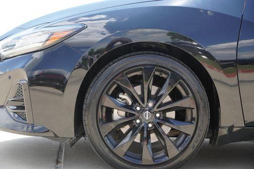 2023 Nissan Maxima SR Xtronic CVT