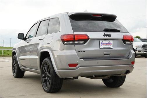 2021 Jeep Grand Cherokee Laredo