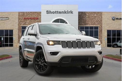 2021 Jeep Grand Cherokee Laredo