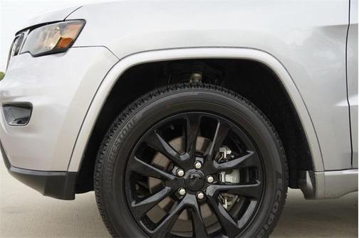 2021 Jeep Grand Cherokee Laredo