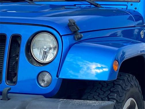2014 Jeep Wrangler Unlimited Polar Edition