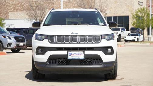 2022 Jeep Compass Latitude Lux