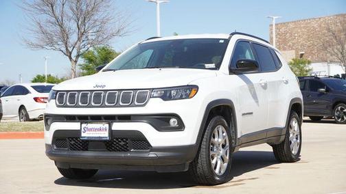 2022 Jeep Compass Latitude Lux