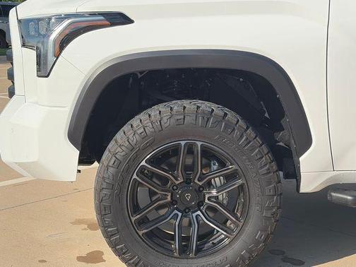 Ice 2026 Toyota Tundra Hybrid Limited