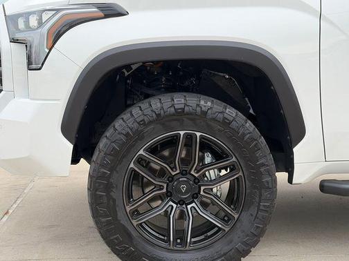 Ice 2026 Toyota Tundra Hybrid Limited