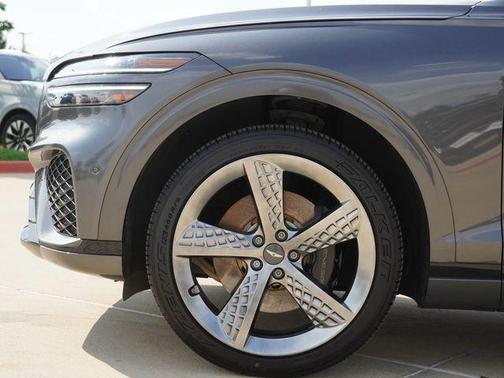 Himalayan Gray 2022 Genesis GV70 3.5T AWD Sport