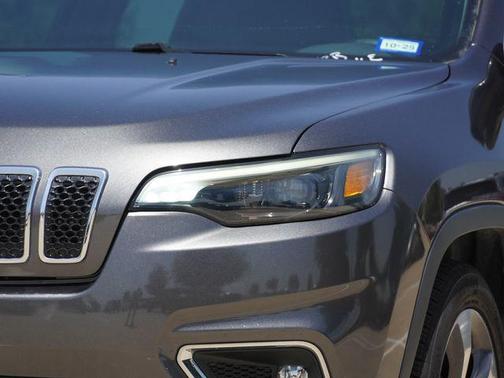 Granite Crystal Metallic Clearcoat 2019 Jeep Cherokee Limited