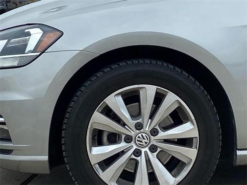 2018 Volkswagen Golf TSI SE