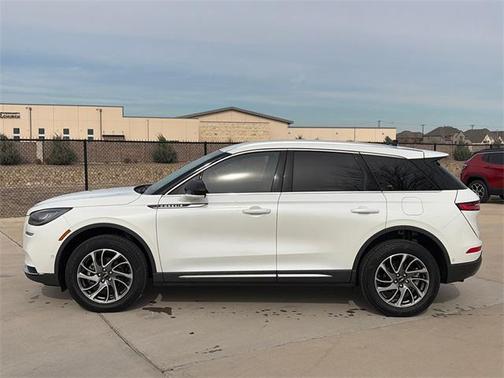 2022 Lincoln Corsair Standard