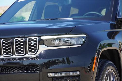 2025 Jeep Grand Cherokee L Summit Reserve