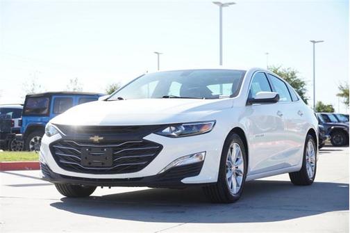 2022 Chevrolet Malibu FWD LT