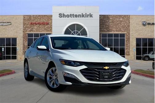 2022 Chevrolet Malibu FWD LT